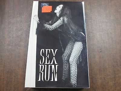 Sex Run Mascha Anita Dark David Perry Xcel Video NM Adult VHS 051215amp7