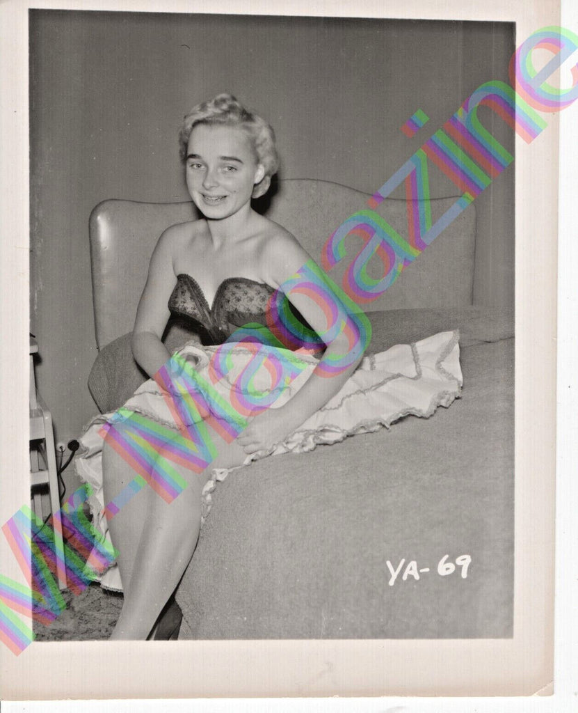 Vintage B&W Risque Pinup 4" x 5" Sexy Blonde Cheesecake BL23