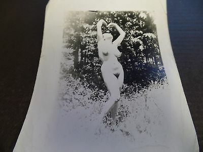 Amateur 1940s Original B&W 18+ Erotic Nude Busty Woman Hands Above Head Outdoors