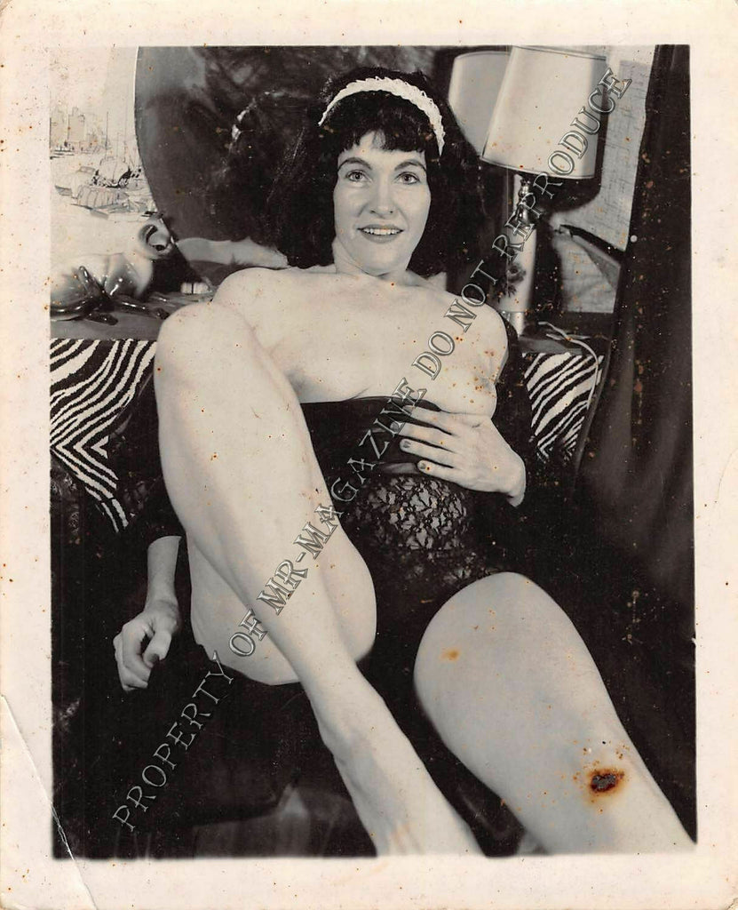 Adult Vintage 1950s B&W Photo 4x5 Sexy Brunette Taking Off Lingerie 170FF