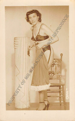 Adult B&W Photo 1940s/50s 2.5x4 Beautiful Brunette Seductively Undressing 48MH