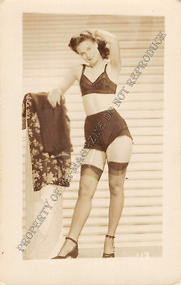 Adult B&W Photo 1940s/50s 2.5x4" Beautiful Brunette Posing in Sexy Lingerie 18MF