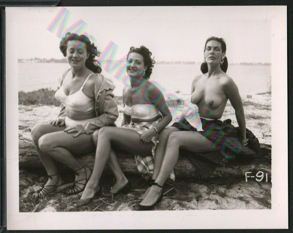 Vintage B&W Risque Pinup 4" x 5" Three Sexy Brunettes Beautiful Cheesecake BC66