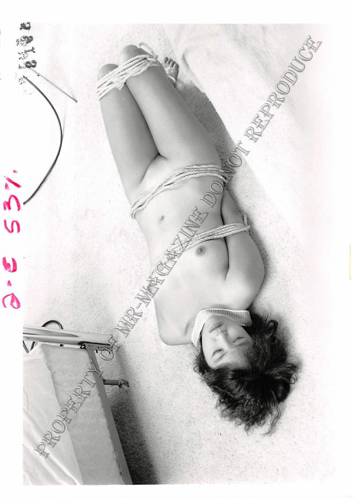 Adult Photo 1990s B&W 5x7 Bondage Asian Oriental Tied Up on Floor 62EC