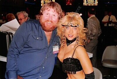 Nina Hartley Candid Original 4x6 Photo Color Star at Porn Convention 113ig