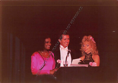 Nina Hartley Candid Original 3.5x5 Photo 1990s At AVN Awards Cermony 151ih