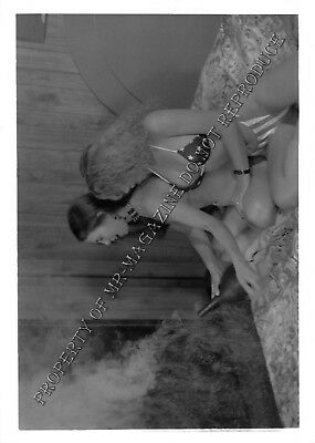 Adult Vintage B&W Photo 5x7 HOM Bondage Sexy Lesbians Ready to be Bound 245HZ