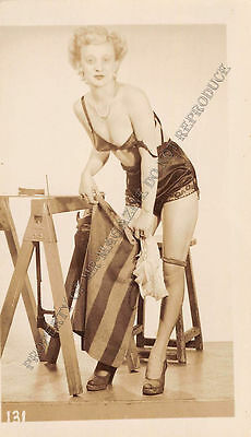 Adult B&W Photo 1940s/50s 2.5x4 Beautiful Blonde Seductively Undressing 278MH