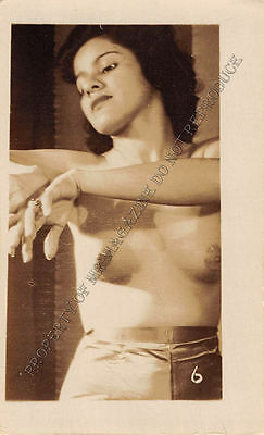 Adult B&W Photo 1940s/50s 2.5x4 Beautiful Brunette Posing Topless Pin Up 16MG