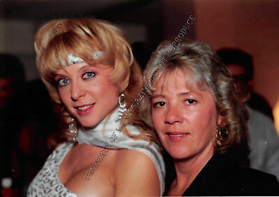 Nina Hartley Candid Original 3.5x5 Photo 1990s Sexy with Bobby Lilly 109ih