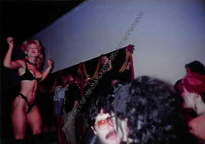 Nina Hartley Candid Original 3.5x5 Photo 1990s Stripping at a Live Show 169ih