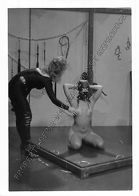 Adult 1990s B&W Photo 5x7 Bondage Sexy Asian Lesbian Bound & Dominated 320MI
