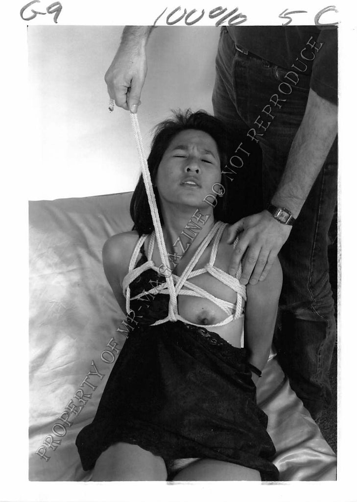 Adult Photo 1990s B&W 5x7 Bondage Oriental Asian Being Tied Up 231EF