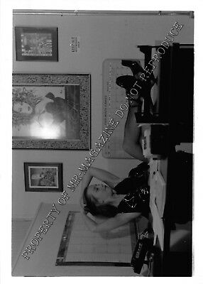 Adult Vintage B&W Photo 5x7 HOM Bondage Sexy Lesbian Ready to be Bound 100ia