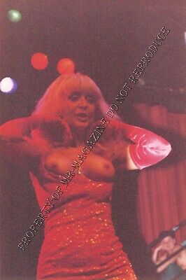 Nina Hartley Candid Original 4x6 Photo 1990s Performing Nude at Live Show 343ig