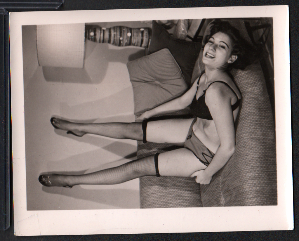 Vintage 1960s Pinup B&W Risque Photo 4"x5" Sexy Woman Posing Cheesecake AC6