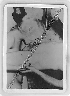 Adult Vintage B&W Photo 3.5x5 Woman Sucking Man's Huge Dick 151HV