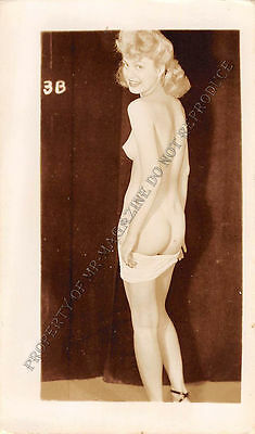 Adult B&W Photo 1940s/50s 2.5x4 Beautiful Blonde Seductively Undressing 267MH