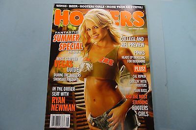 Hooters Magazine College and NFL Preview August 2007 Summer Special 060916lm-ep