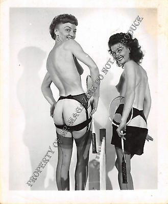 Adult Vintage B&W Photo 4x5 Beautiful Pinup Lesbians Posing Nude Together 231HU