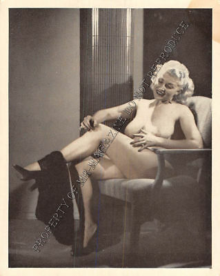 Adult Vintage B&W Photo 3.5x4 Sexy Pin Up Model Undressing Strip Tease 213HP