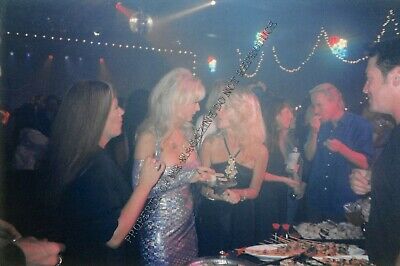 Nina Hartley Candid Original 4x6 Color Photo 1997 French Convention Hot d'Or 5ig