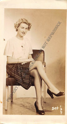 Adult Vintage B&W Photo 2.5x4 Sexy Pin Up Lesbians Undressing Strip Tease 142HR