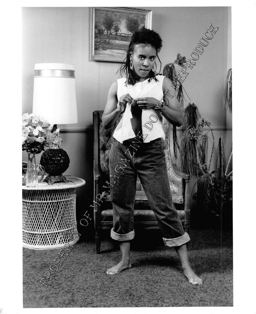 Adult B&W Photo 8X10 Sexy Ebony Woman Undressing Strip Tease Hot 52FR