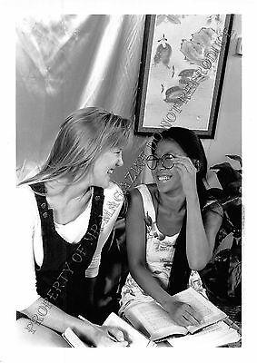 Adult Photo 1990s B&W 5x7 Lesbian Asian & Blonde Studying & Flirting2 91BQ