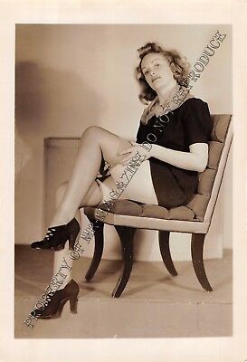Adult Vintage B&W Photo 5x7.5 Beautiful Brunette Undressing Strip Tease 171HV