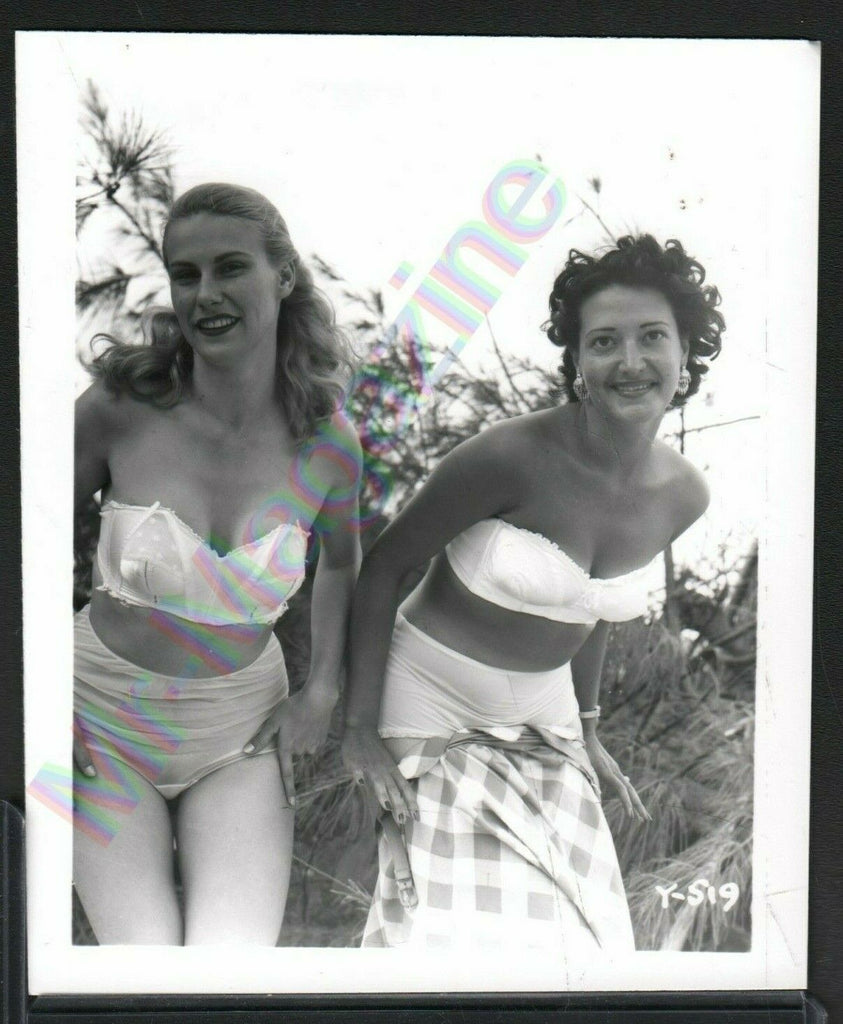 Vintage B&W Risque Pinup 4" x 5" Sexy Blonde and Brunette Cheesecake BC84