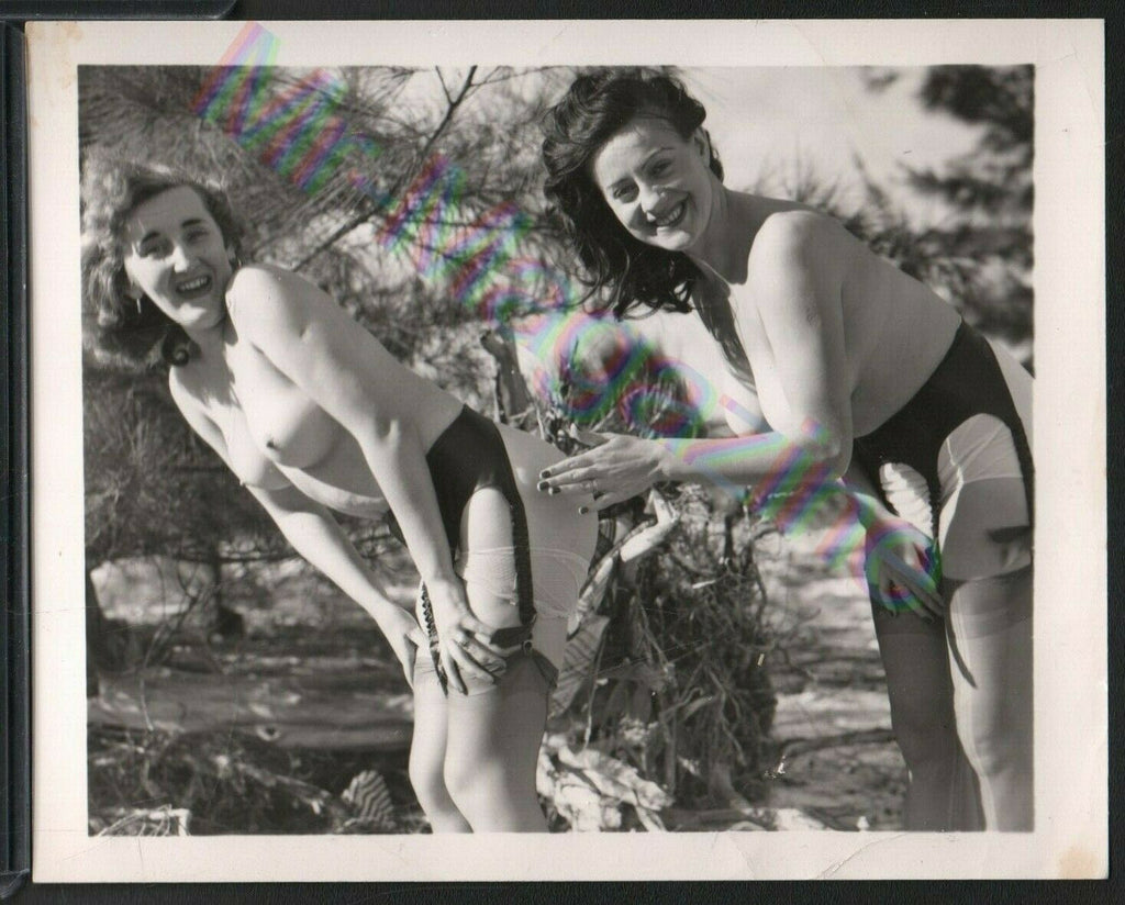 Vintage B&W Risque Pinup 4" x 5" Sexy Blonde and Brunette Cheesecake BC102