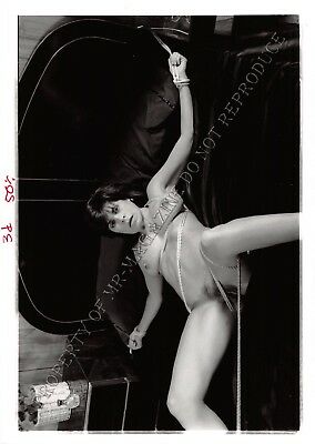 Adult 1990s B&W Photo 5x7 Bondage Queen Ashley Renee Bound & Dominated 210XE