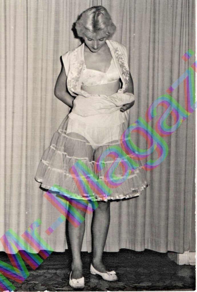 Vintage B&W Risque Pinup 3" x 4" Sexy Blonde Cheesecake BL90