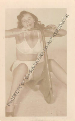 Adult B&W Photo 1940s/50s 2.5x4 Beautiful Brunette Seductively Undressing 114MH