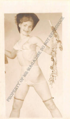 Adult B&W Photo 1940s/50s 2.5x4" Beautiful Brunette Posing in Sexy Lingerie 25MF