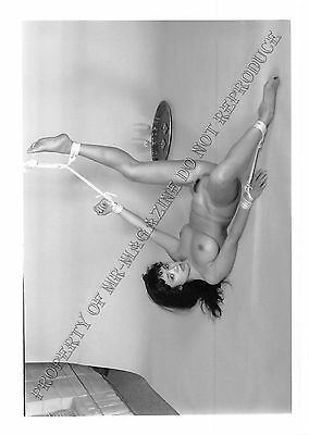 Adult 1990s B&W Photo 5x7 Bondage Beautiful Asian Woman Bound with Rope 224MM