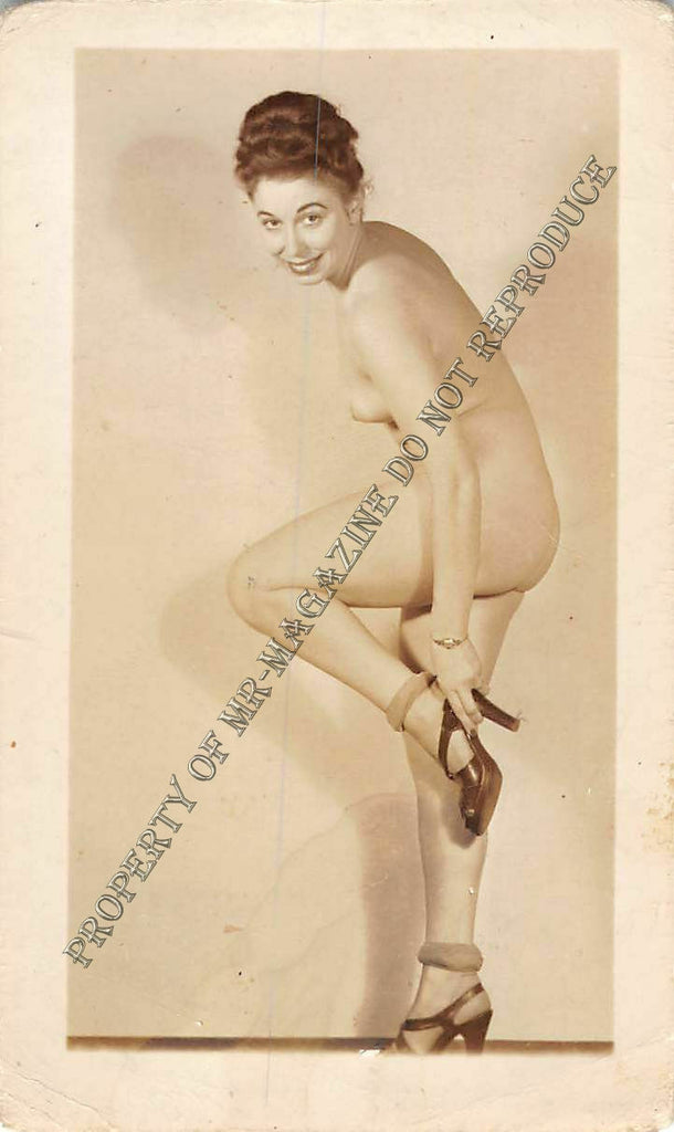 Adult Vintage 1950s B&W Photo 2.5x4 Sexy Pin Up Model Undressing Lingerie 53FG