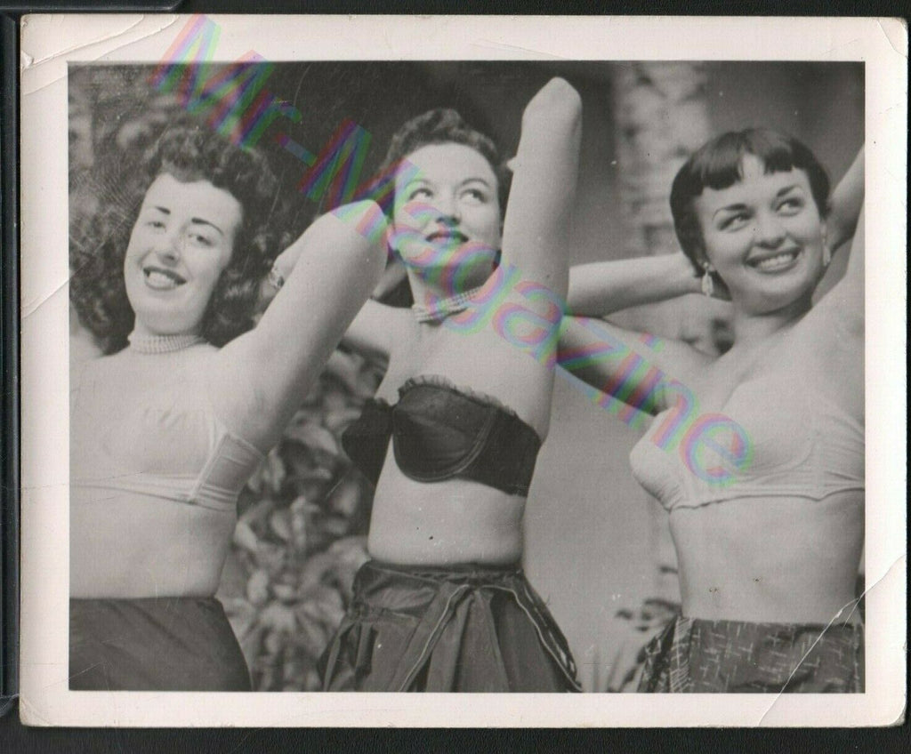 Vintage B&W Risque Pinup 4" x 5" Three Sexy Ladies Beautiful Cheesecake BC121