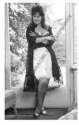 1950s Pin-Up B&W Risque Photo 6.5"x4" Beautiful Brunette Posing in Lingerie 10FC