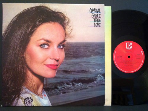 We Must Believe In Magic - Crystal Gayle LP