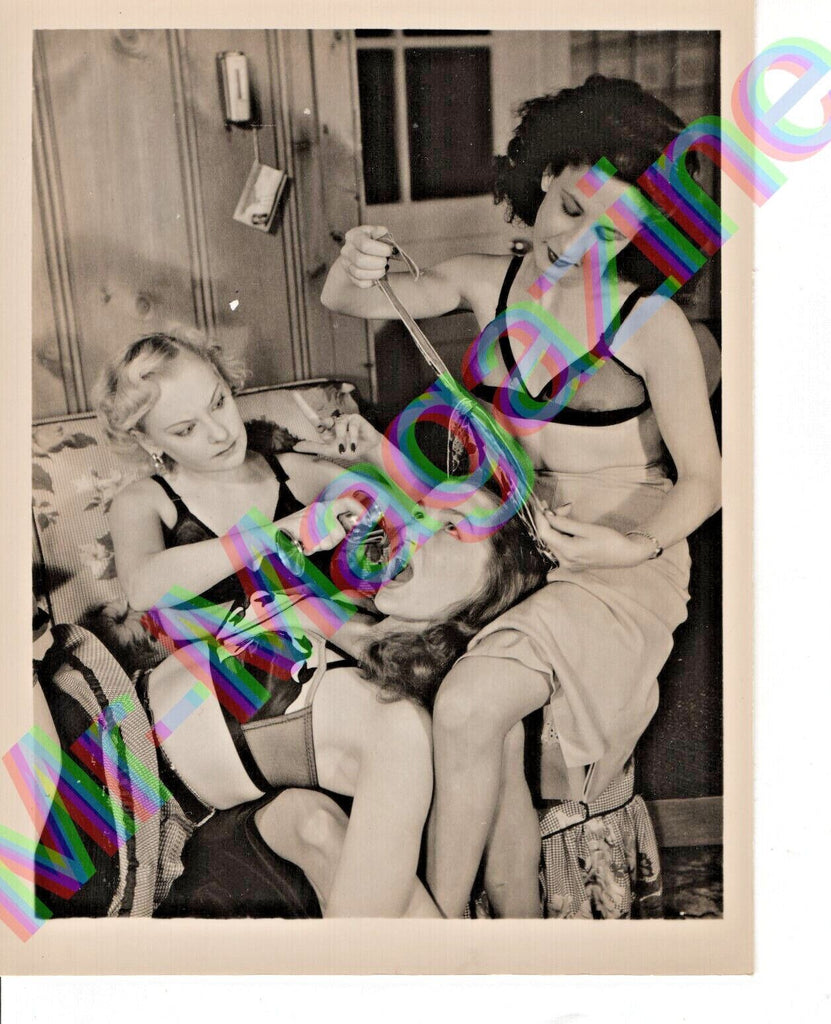 Vintage B&W Risque Pinup 4" x 5" Sexy Blonde and Brunettes Cheesecake BL77