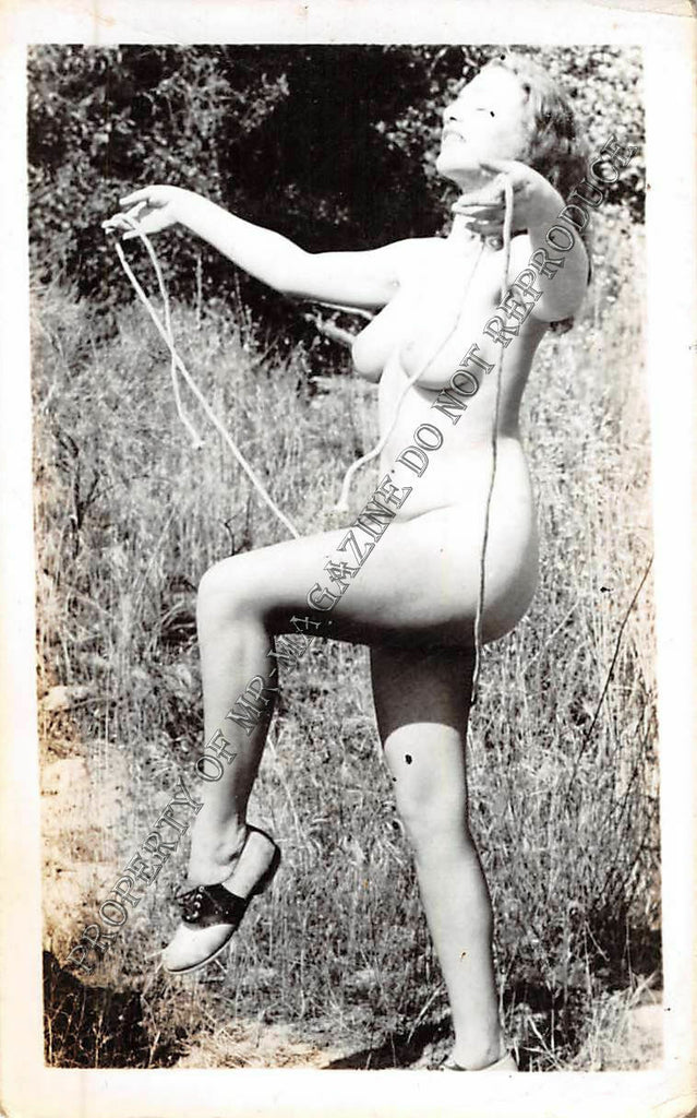 Adult B&W Photo Vintage 2.5x4" Beautiful Brunette Outdoors Nude Showing Body 5FS
