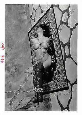 Adult 1990s B&W Photo 5x7 Bondage MILF Ashley Renee Chained Bound on Floor 26NE