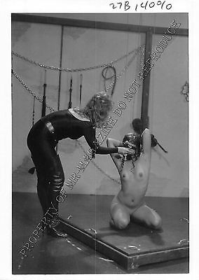 Adult 1990s B&W Photo 5x7 Bondage Sexy Asian Lesbian Bound & Dominated 318MI