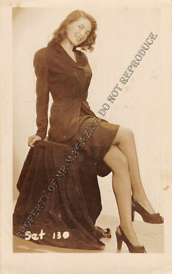 Adult Vintage B&W Photo 2.5x4 Sexy Pin Up Lesbians Undressing Strip Tease 88HR