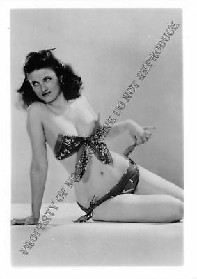 Adult Vintage B&W Photo 2.5x3 Beautiful Pin Up Woman Posing Bathing Suit 2HU