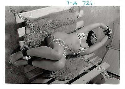 Adult Photo 1990s B&W 5x7 Bondage Asian Oriental Woman Tied Up on Bench 205BH