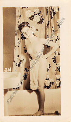 Adult B&W Photo 1940s/50s 2.5x4 Beautiful Brunette Posing Nude Pin Up 143MG