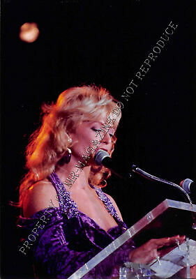 Nina Hartley Candid Original 3.5x5 Photo 1990s At AVN Awards Cermony 158ih